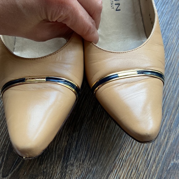 St. John shoes size 7 - Picture 2 of 11